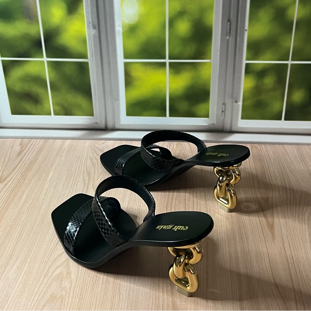 NEW Cult Gaia Vivianne Sandal- Black. Size: 11 in the original box.